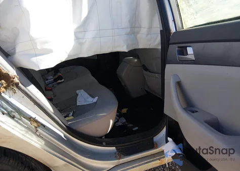 2017 Hyundai Sonata z USA, uszkodzony, nr VIN 5NPE24AF8HH491930